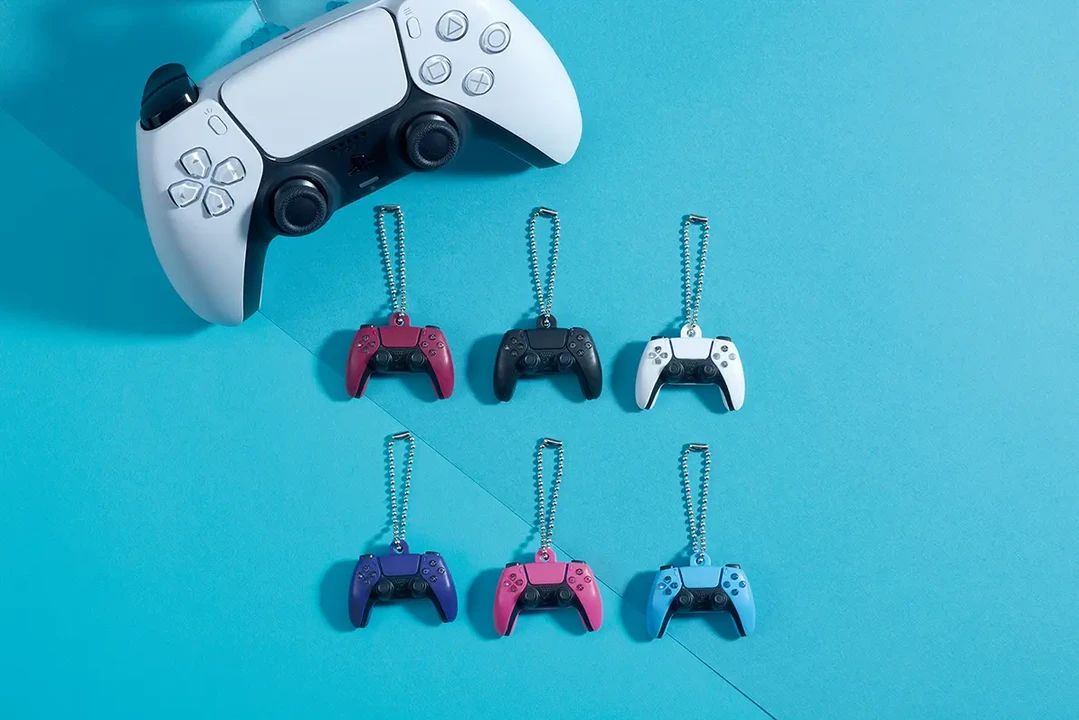 カワイイ！『PlayStation 5 DualSense ワイヤレスコントローラーミニチュアマスコット』が7月下旬にリリースの画像1